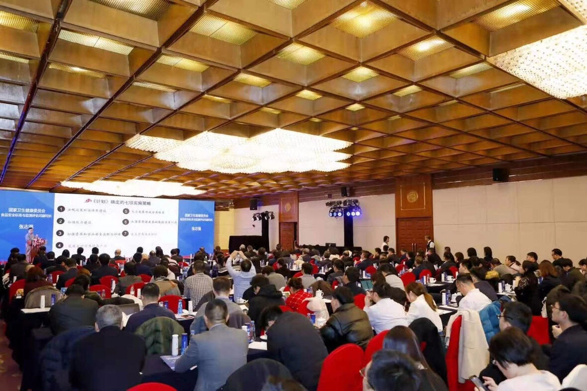 喜报！万和城斩获中乳协双项大奖！匠心品质 未来可期